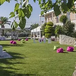 Maria 4* Crispiano