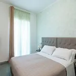 Maria 4* Crispiano