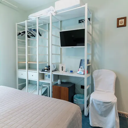 Maria فندق Crispiano