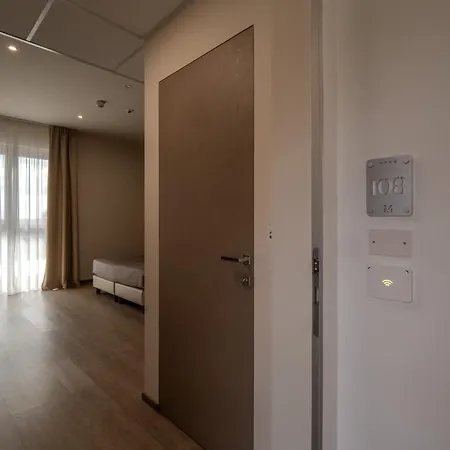 Maria 4* Crispiano