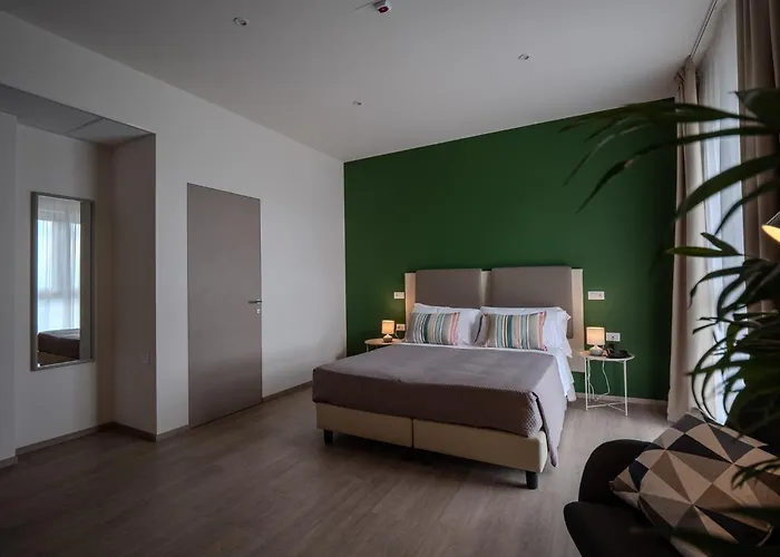 Maria فندق Crispiano