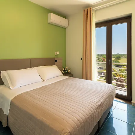 Hotel Maria Crispiano