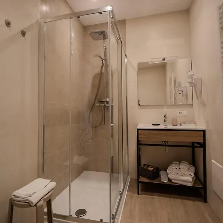 Maria Hotel 4*